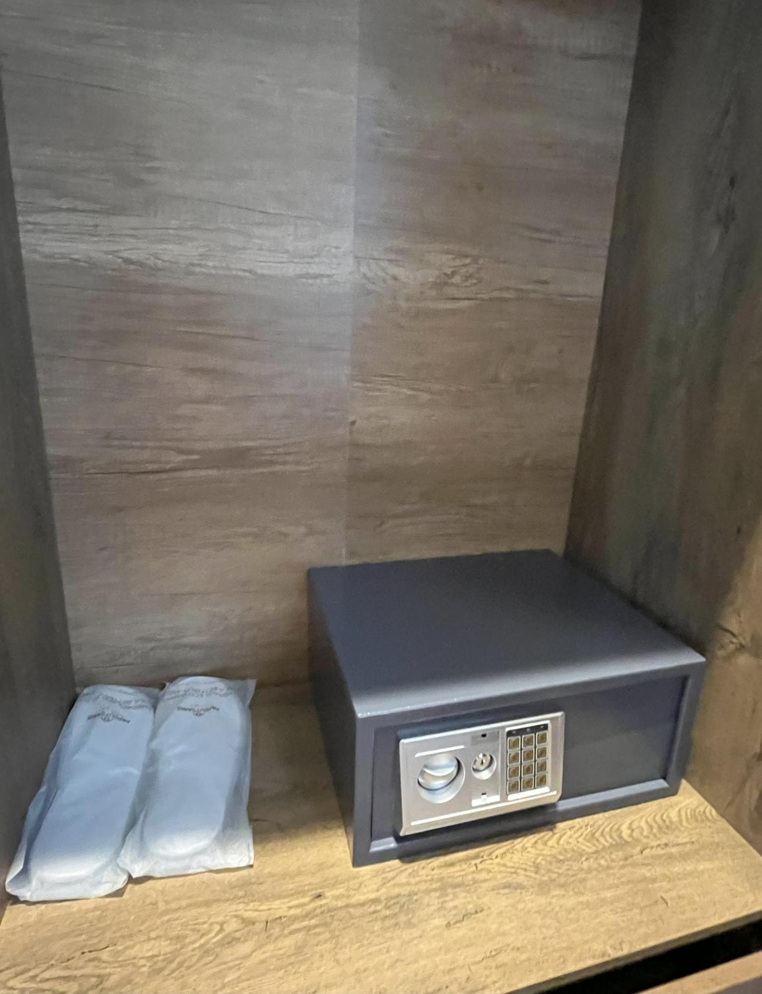 Downtown Suites By Athens Tower Zewnętrze zdjęcie